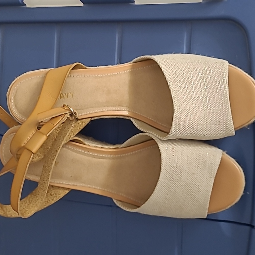 Old Navy Natural-Beige Espadrille Wedge Sandals
